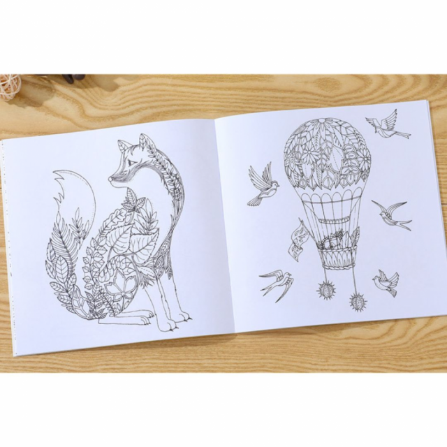 英文版《魔法森林》著色本24頁，輕薄小本好攜帶  長x寬18.5cm療癒、紓壓、靜心