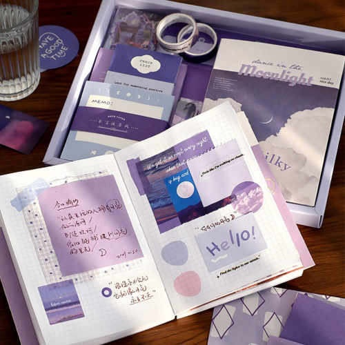 《手帳禮盒-月光來信》紫色浪漫風格，文青感十足，拼貼、a6記事本、便條紙、貼紙，手帳套組