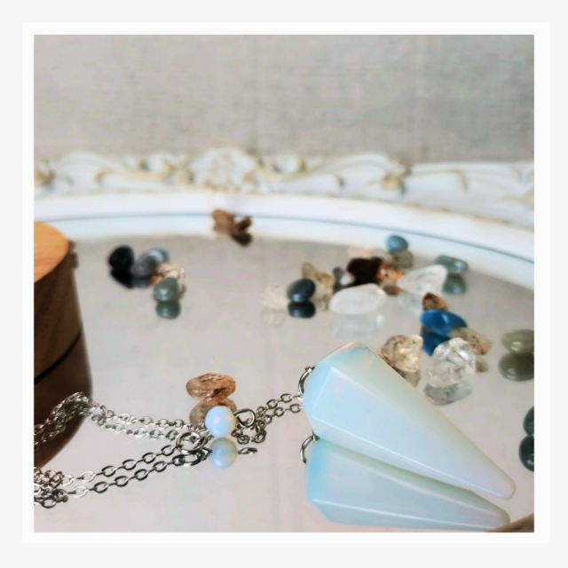 《合成蛋白石水晶礦石靈擺》 | 六面體錐形靈擺 ✦ 能量療癒 × 淨化 × 占卜 × 探測 ✦ 你的魔法能量工具