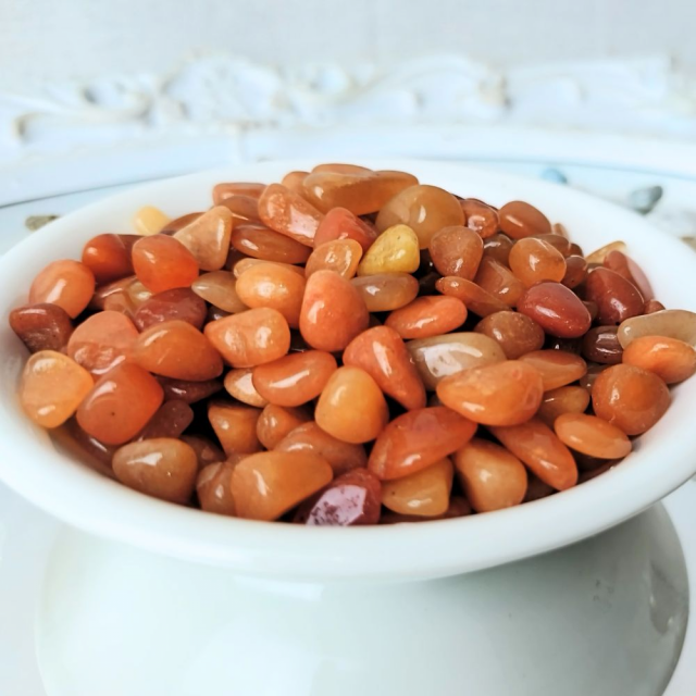 《紅東陵碎石》5-9mm/100g｜行動力啟動 × 穩定能量 × 生活落實之石