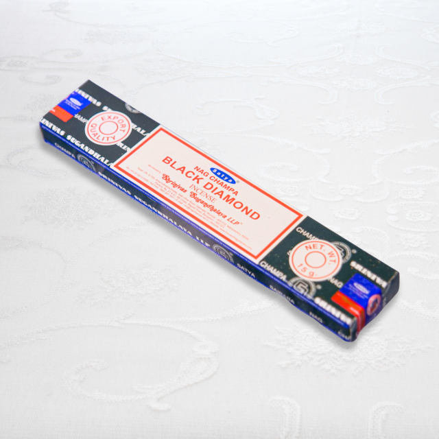 印度【Satya 黑鑽石線香】20cm 小盒 香氣濃郁 Nag Champa系列線香 印度線香 淨化薰香