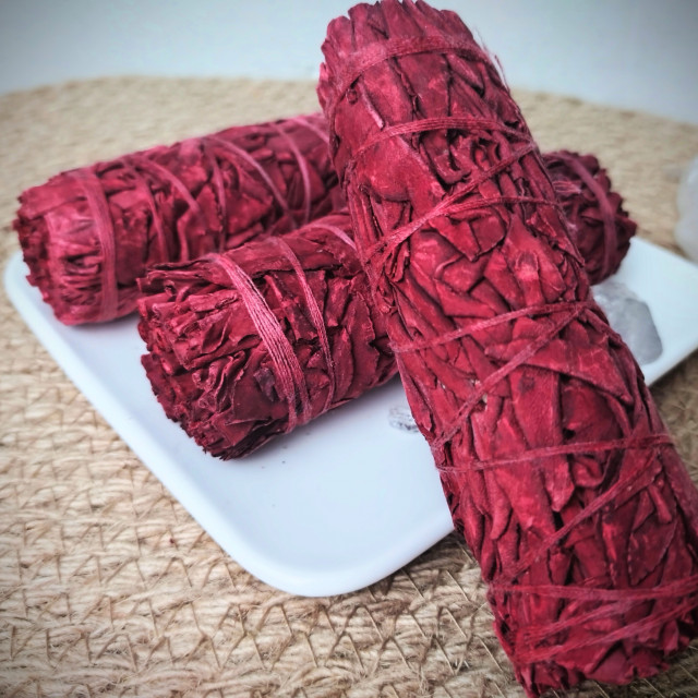 龍血鼠尾草香薰棒/龍血鼠尾草捆10CM 白色鼠尾草加強版 空間淨化/水晶淨化/氣場淨化薰香，神聖空間、魔法儀式專用